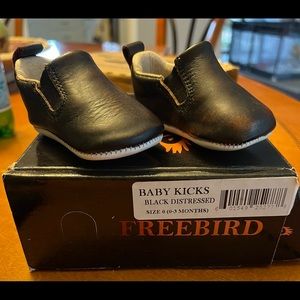 Freebird. Baby kicks